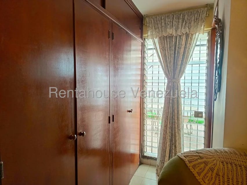 Casa (Duplex) en Venta en Los Parques, Miranda - 20