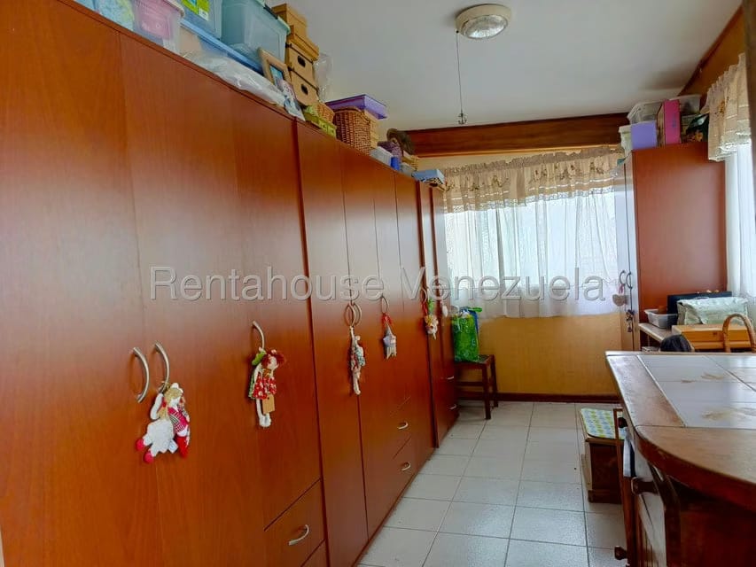 Casa (Duplex) en Venta en Los Parques, Miranda - 30