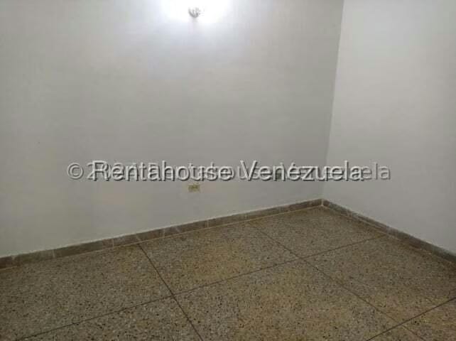 Casa (1 Nivel) en Alquiler en La Hacienda, Lara - 18