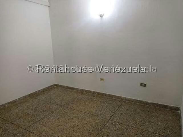 Casa (1 Nivel) en Alquiler en La Hacienda, Lara - 21