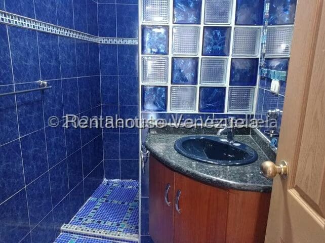 Casa (1 Nivel) en Alquiler en La Hacienda, Lara - 24