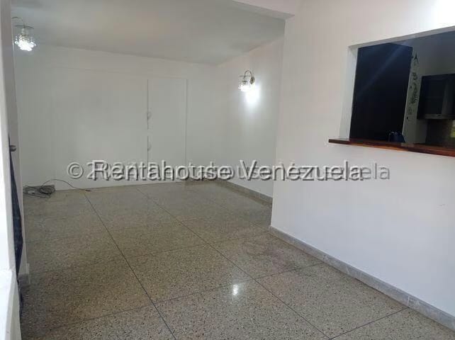 Casa (1 Nivel) en Alquiler en La Hacienda, Lara - 10