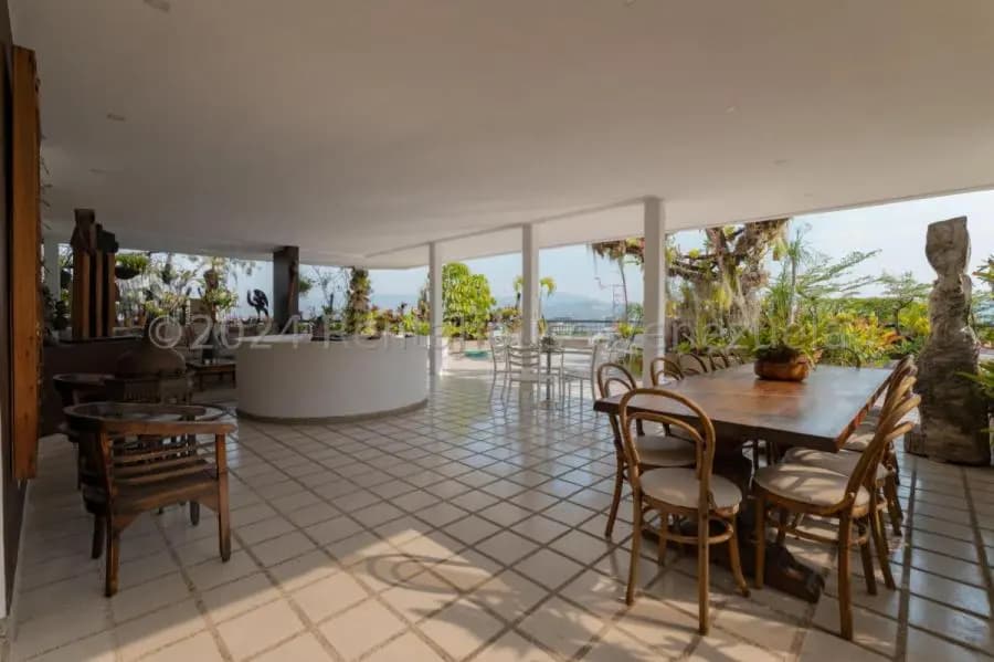 Apartamento en Venta en Los Palos Grandes Caracas - 2