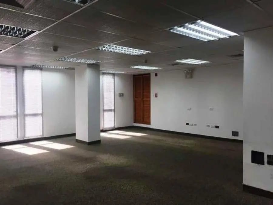Oficina en Alquiler en Maracaibo - 9