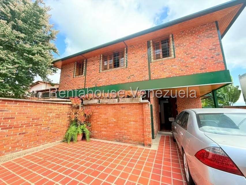 Casa (Multipes Niveles) en Venta en La Lagunita Country Club, Distrito Metropolitano - 2