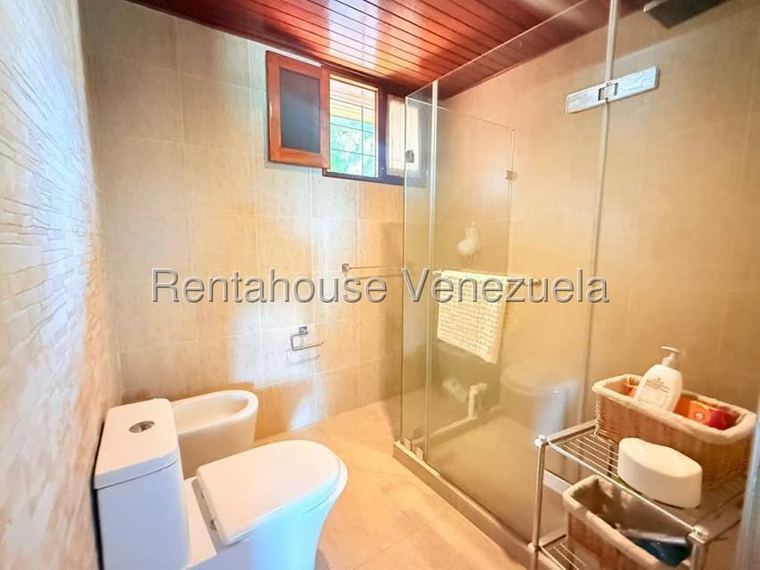 Casa (Multipes Niveles) en Venta en La Lagunita Country Club, Distrito Metropolitano - 13