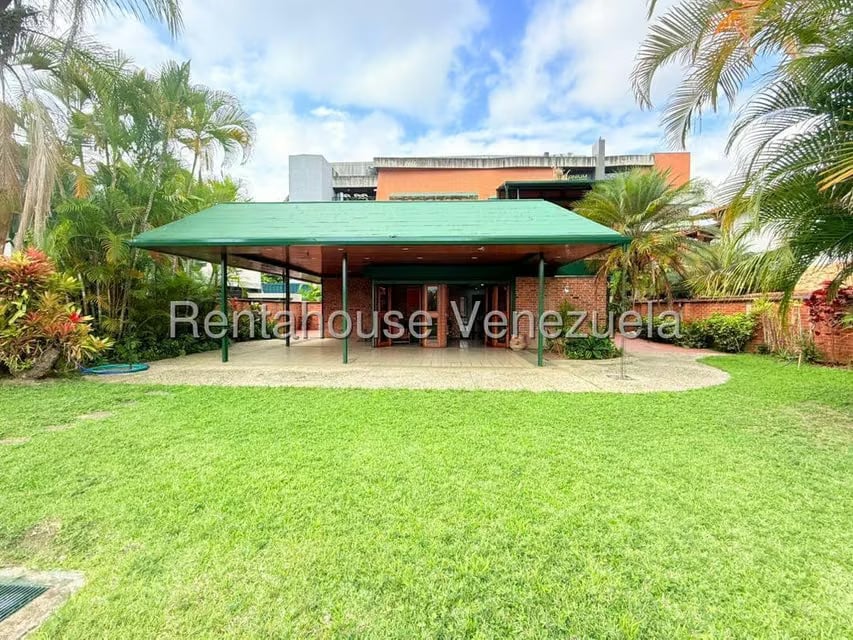 Casa (Multipes Niveles) en Venta en La Lagunita Country Club, Distrito Metropolitano - 39