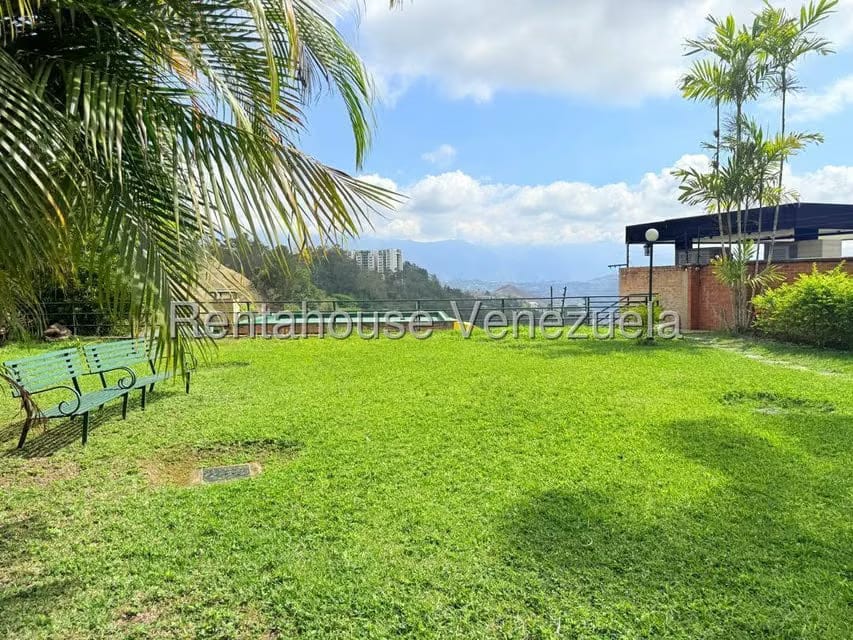 Casa (Multipes Niveles) en Venta en La Lagunita Country Club, Distrito Metropolitano - 43