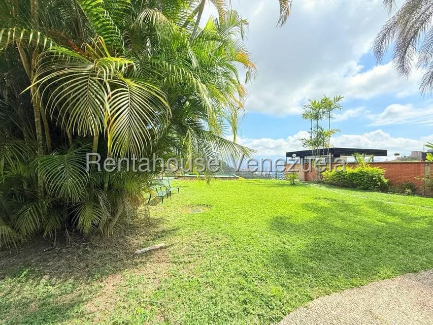 Casa (Multipes Niveles) en Venta en La Lagunita Country Club, Distrito Metropolitano - 44