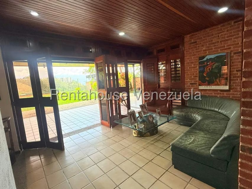 Casa (Multipes Niveles) en Venta en La Lagunita Country Club, Distrito Metropolitano - 8