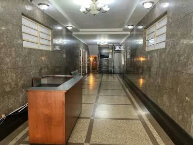 Se alquila oficina en Sabana Grande - 2