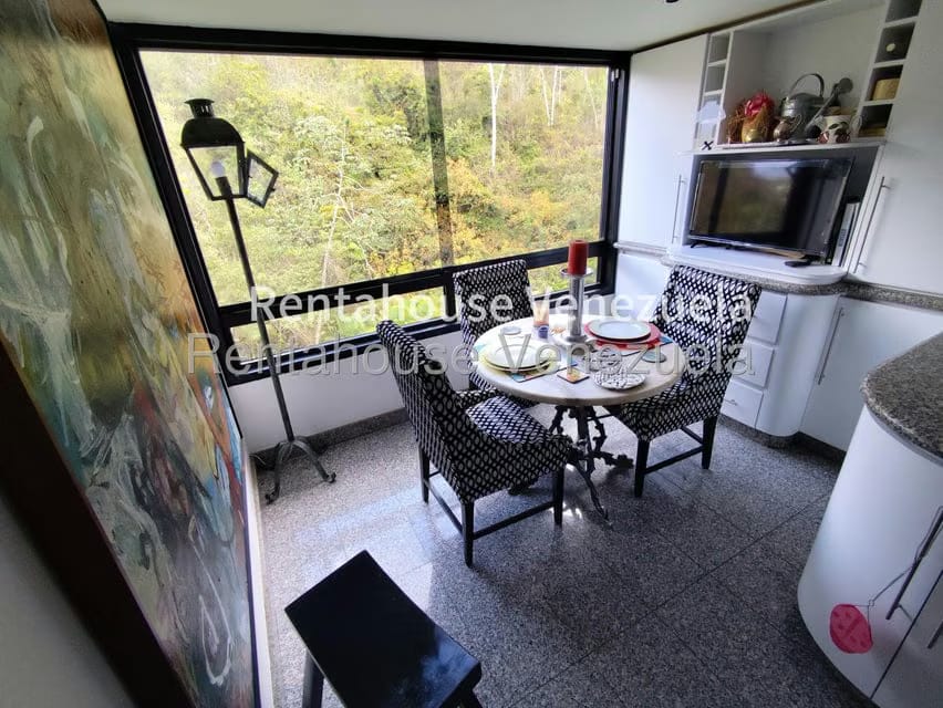 Apartamento (1 Nivel) en Alquiler en Lomas de La Lagunita, Distrito Metropolitano - 25