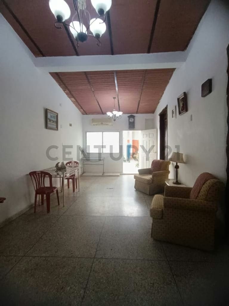 En venta casa para uso residencial o comercial en la Asunción Isla de Margarita