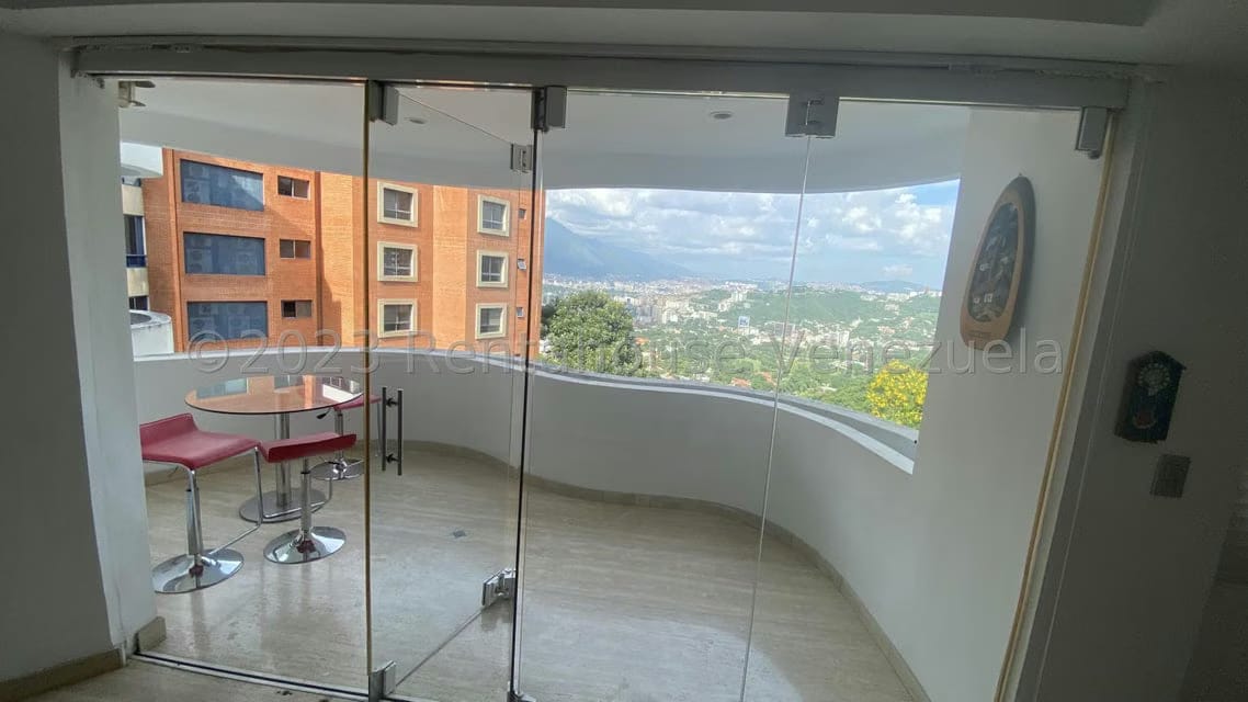 Apartamento (1 Nivel) en Alquiler en Colinas de Valle Arriba, Distrito Metropolitano