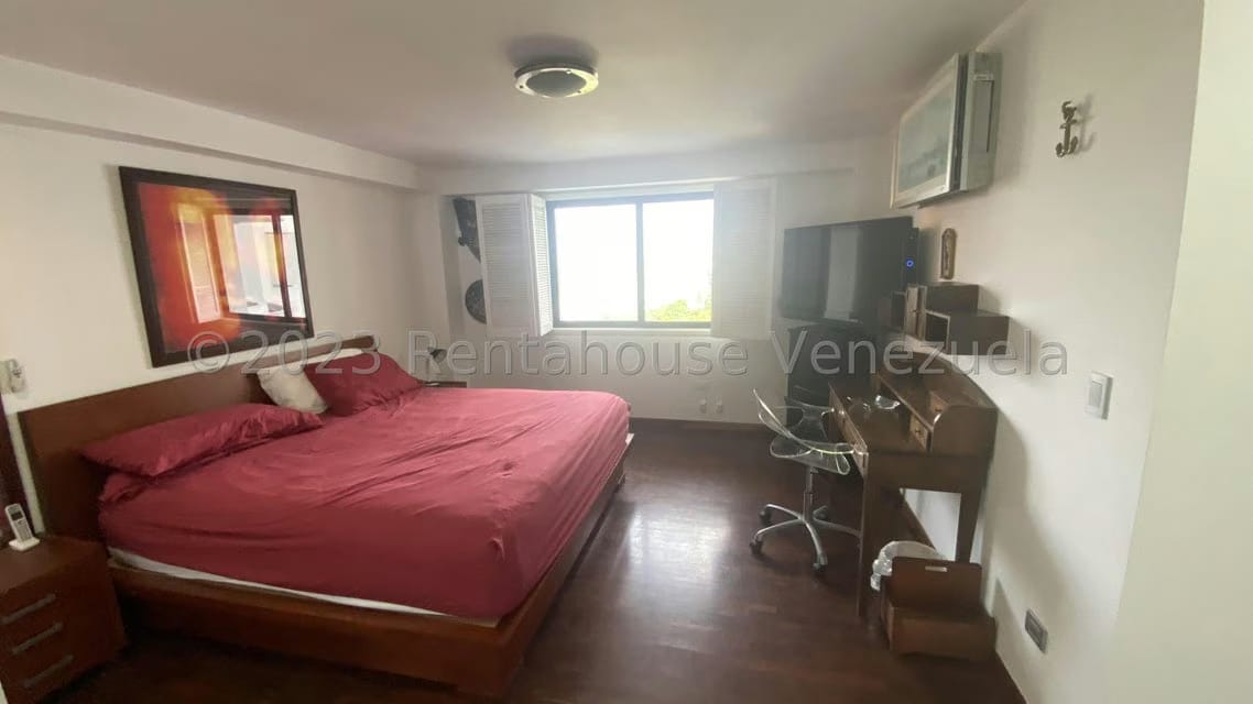 Apartamento (1 Nivel) en Alquiler en Colinas de Valle Arriba, Distrito Metropolitano - 31
