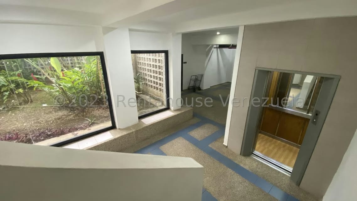 Apartamento (1 Nivel) en Alquiler en Colinas de Valle Arriba, Distrito Metropolitano - 38