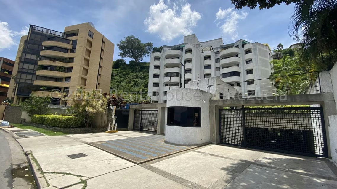 Apartamento (1 Nivel) en Alquiler en Colinas de Valle Arriba, Distrito Metropolitano - 46