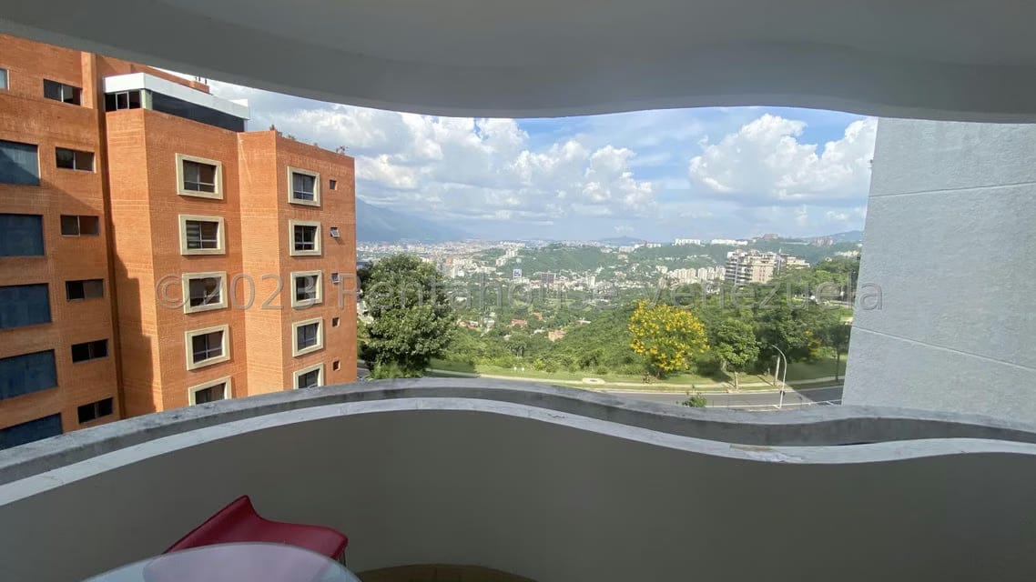 Apartamento (1 Nivel) en Alquiler en Colinas de Valle Arriba, Distrito Metropolitano - 8