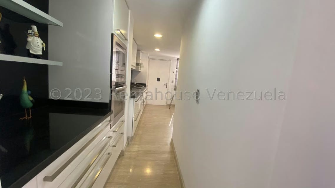 Apartamento (1 Nivel) en Alquiler en Colinas de Valle Arriba, Distrito Metropolitano - 10