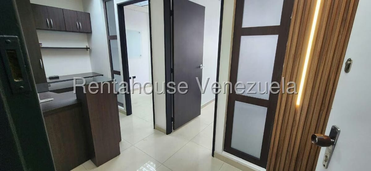Comercial (Oficina) en Alquiler en Chacao, Distrito Metropolitano - 2