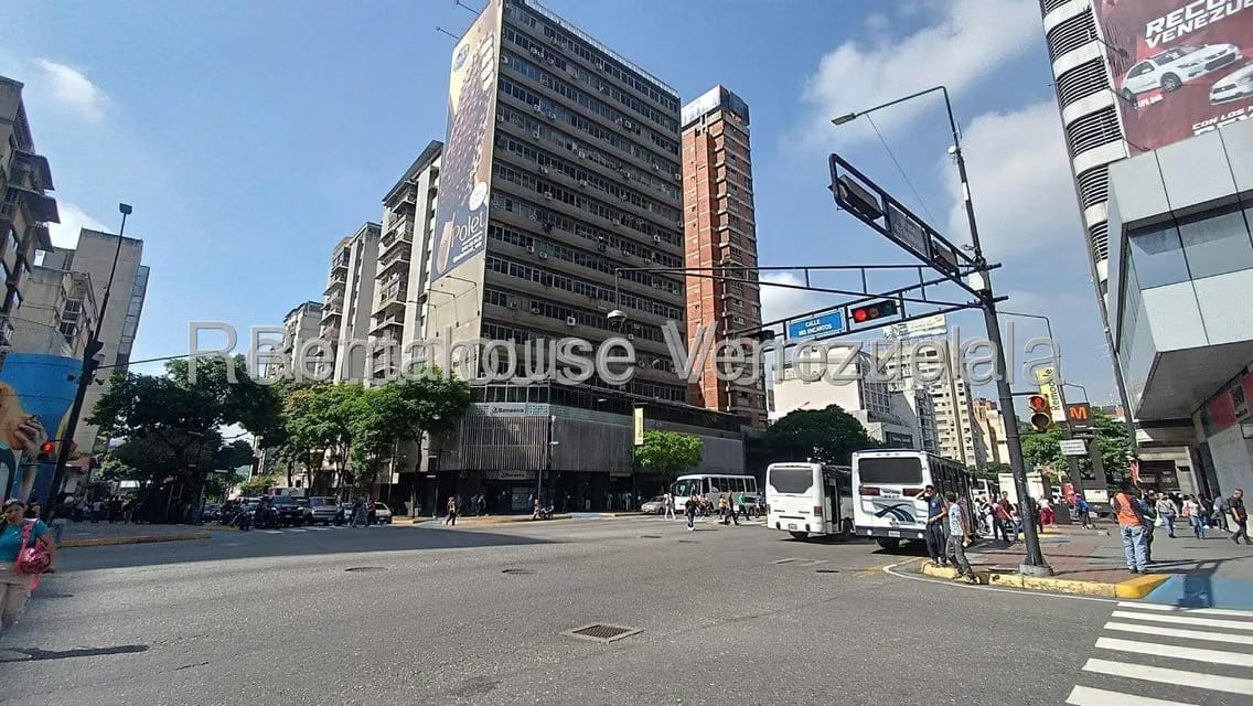 Comercial (Oficina) en Alquiler en Chacao, Distrito Metropolitano - 13