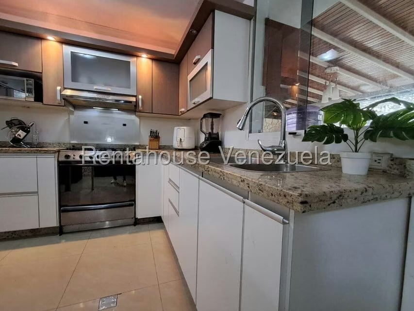 Casa (Duplex) en Venta en Los Rastrojos, Lara - 12