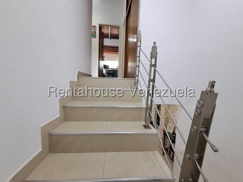 Casa (Duplex) en Venta en Los Rastrojos, Lara - 25