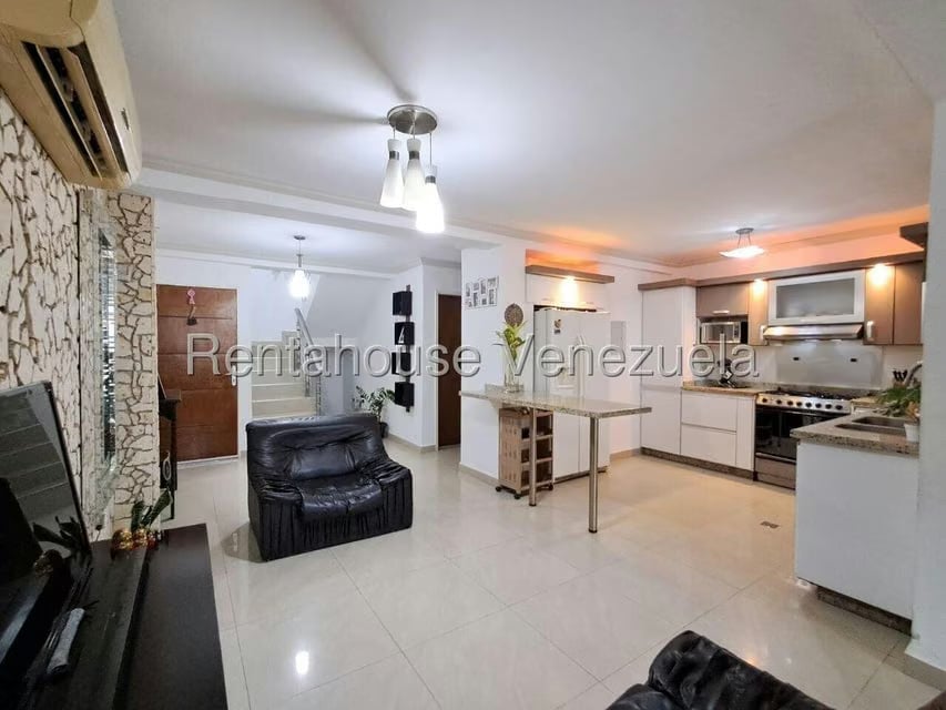 Casa (Duplex) en Venta en Los Rastrojos, Lara - 6