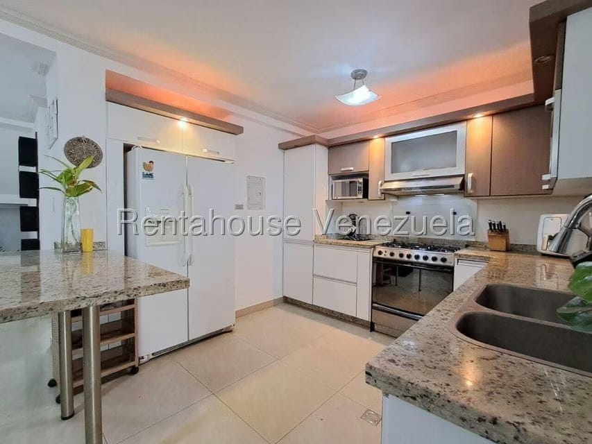 Casa (Duplex) en Venta en Los Rastrojos, Lara - 8