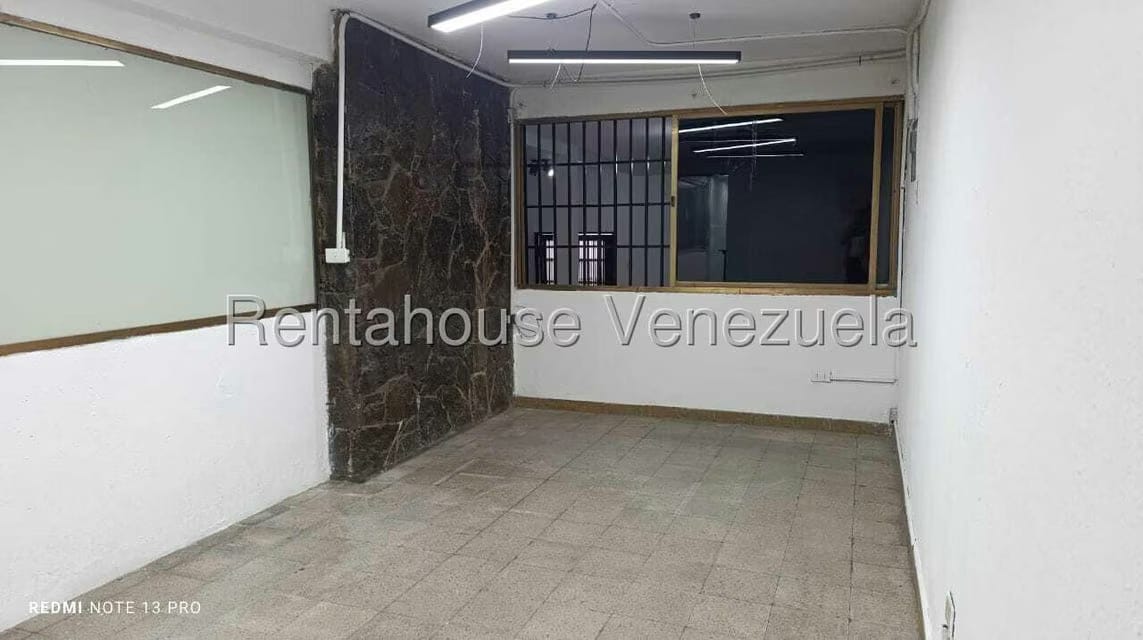 Comercial (Local Comercial) en Alquiler en Colinas de Bello Monte, Distrito Metropolitano - 13