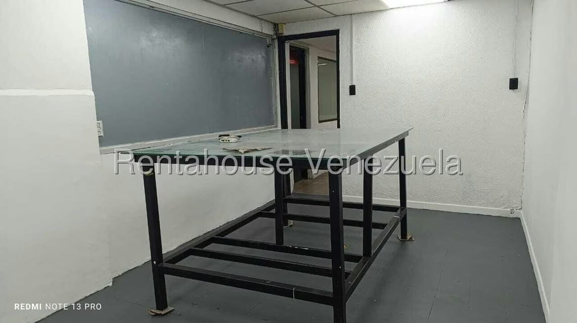 Comercial (Local Comercial) en Alquiler en Colinas de Bello Monte, Distrito Metropolitano - 16