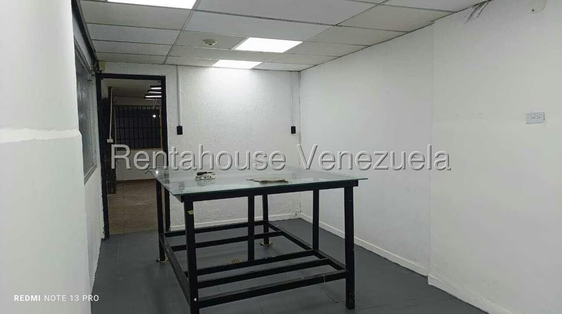 Comercial (Local Comercial) en Alquiler en Colinas de Bello Monte, Distrito Metropolitano - 17