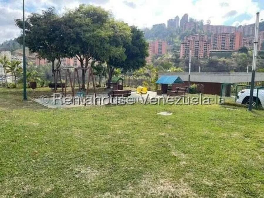 Apartamento en Venta en Escampadero Caracas - 2
