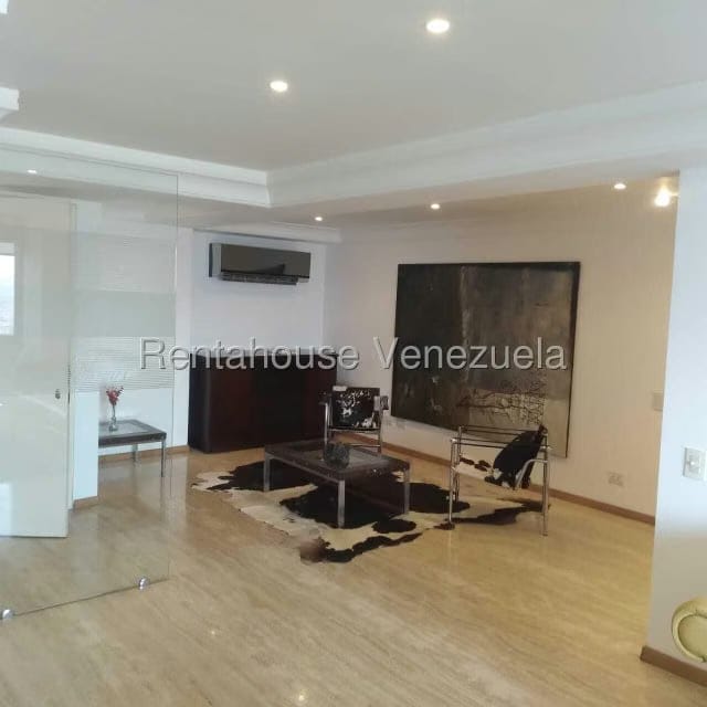 Apartamento (1 Nivel) en Venta en Colinas de Bello Monte, Distrito Metropolitano - 9