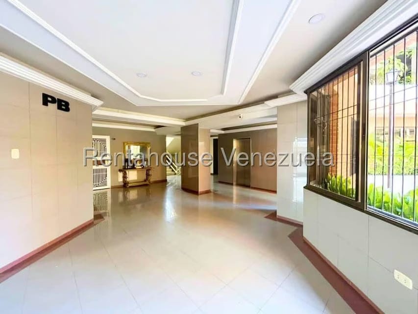 Apartamento (1 Nivel) en Alquiler en Triangulo del Este, Lara - 20