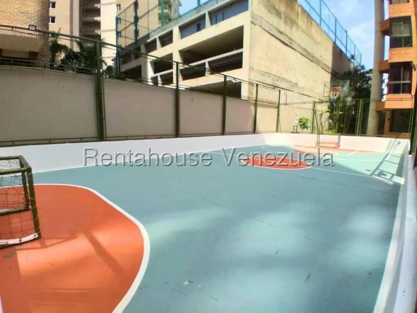 Apartamento (1 Nivel) en Alquiler en Triangulo del Este, Lara - 21