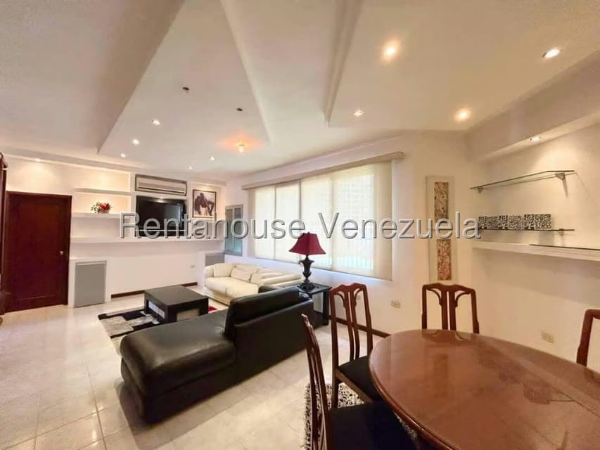 Apartamento (1 Nivel) en Alquiler en Triangulo del Este, Lara - 4