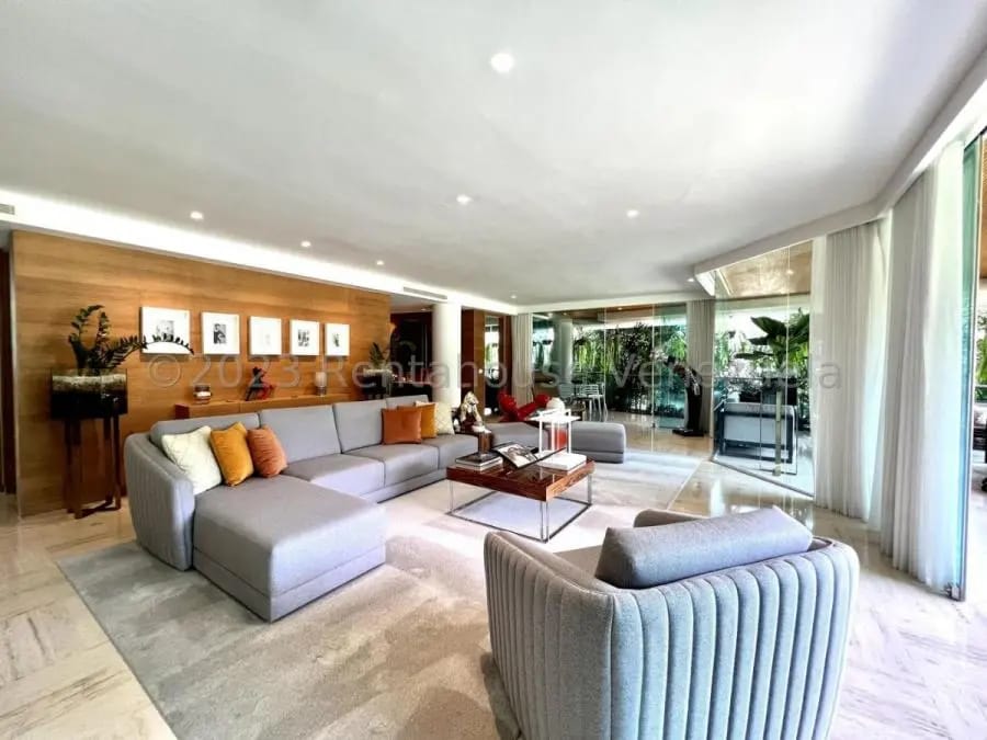 Apartamento en Venta en Campo Alegre Caracas - 2