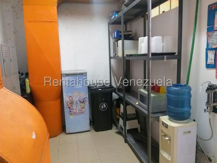 Comercial (Local Comercial) en Alquiler en La Boyera, Distrito Metropolitano - 18