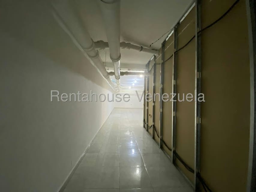 Comercial (Local Comercial) en Alquiler en Las Acacias, Distrito Metropolitano - 12