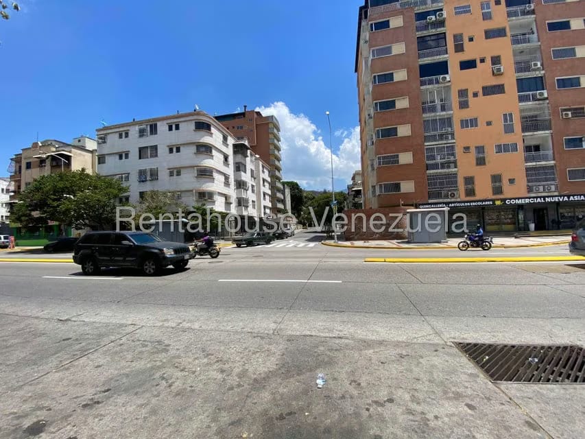 Comercial (Local Comercial) en Alquiler en Las Acacias, Distrito Metropolitano - 17