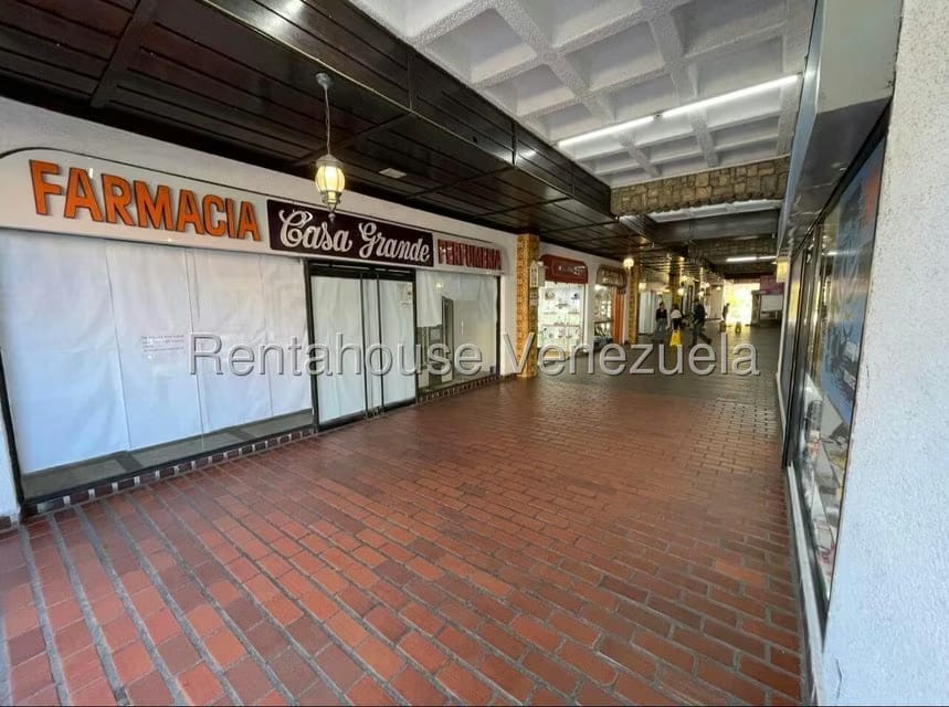 Comercial (Local Comercial) en Venta en La Rosaleda, Miranda - 2