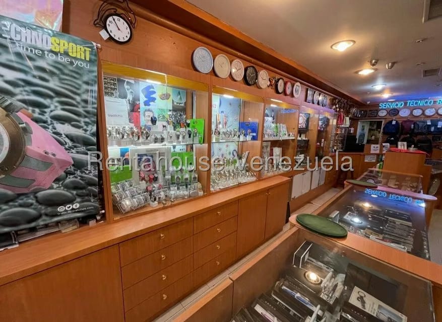 Comercial (Local Comercial) en Venta en La Rosaleda, Miranda - 6