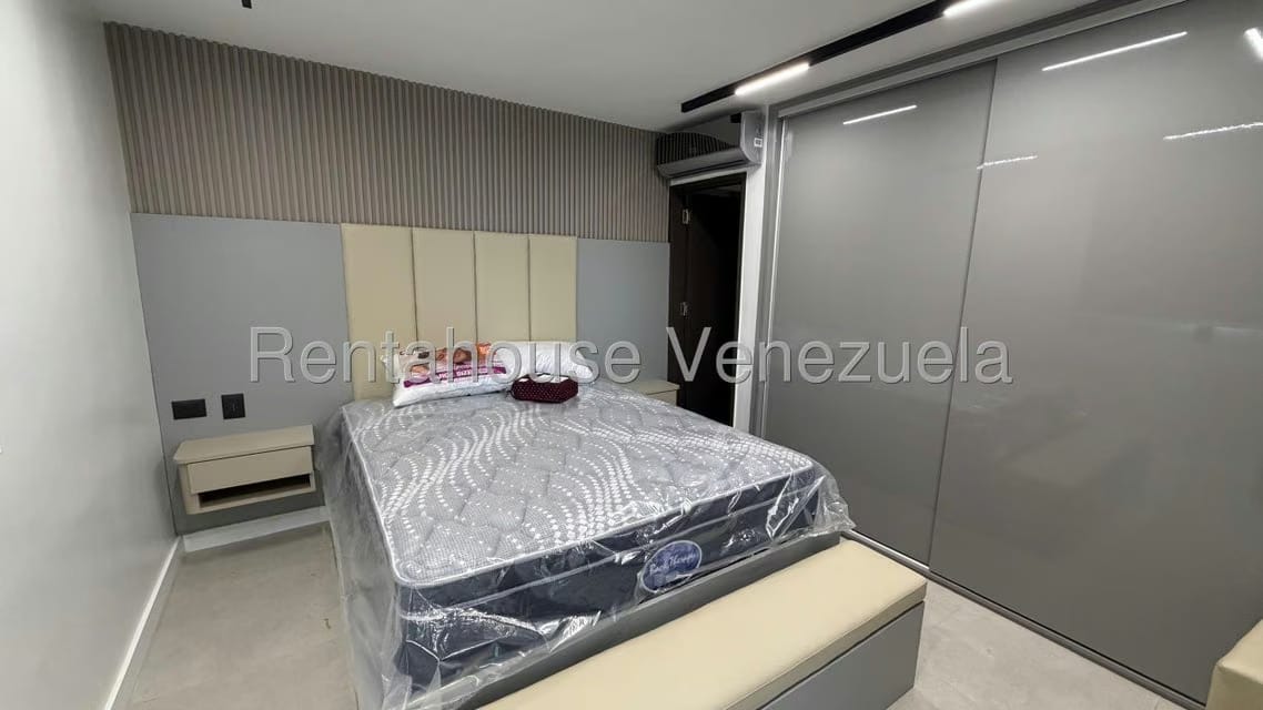Apartamento (1 Nivel) en Venta en Colinas de Bello Monte, Distrito Metropolitano - 17