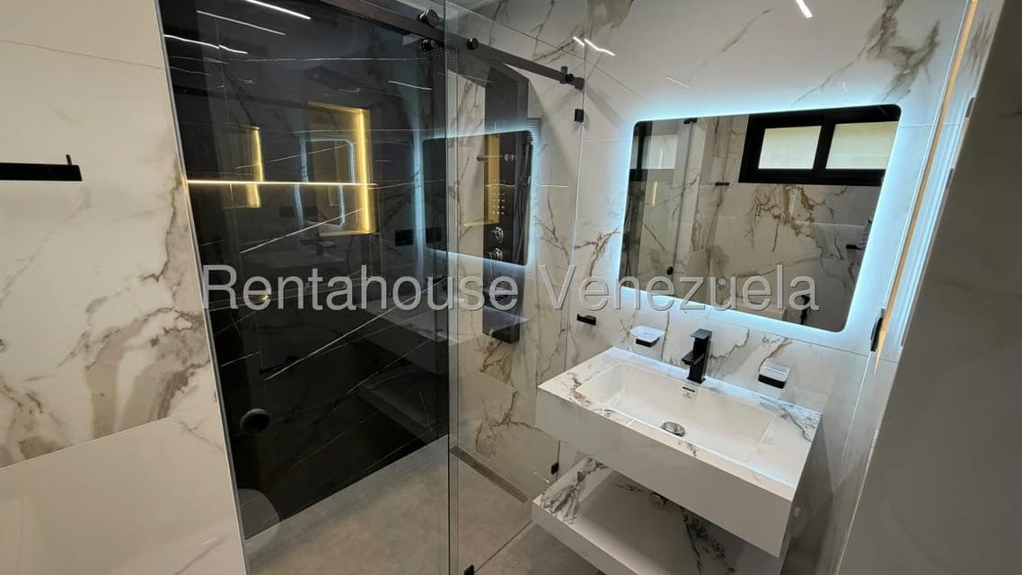 Apartamento (1 Nivel) en Venta en Colinas de Bello Monte, Distrito Metropolitano - 20