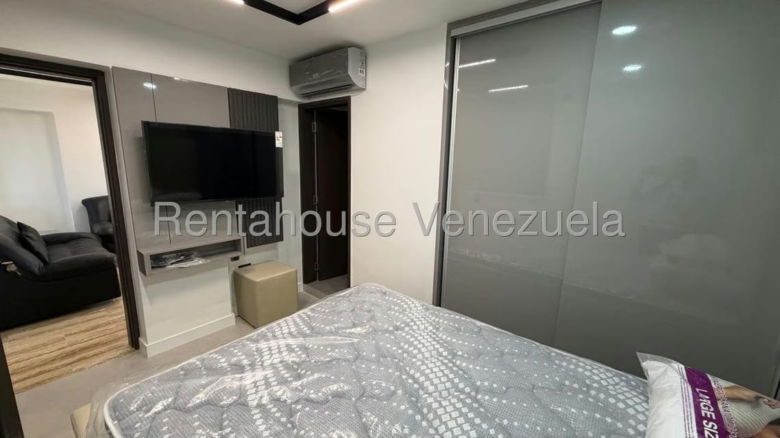 Apartamento (1 Nivel) en Venta en Colinas de Bello Monte, Distrito Metropolitano - 24