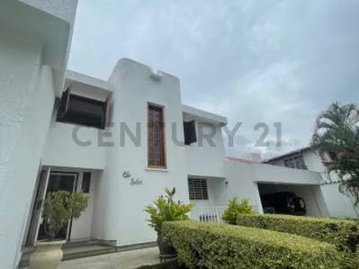Hermosa casa de lujo en venta Sector Belensate