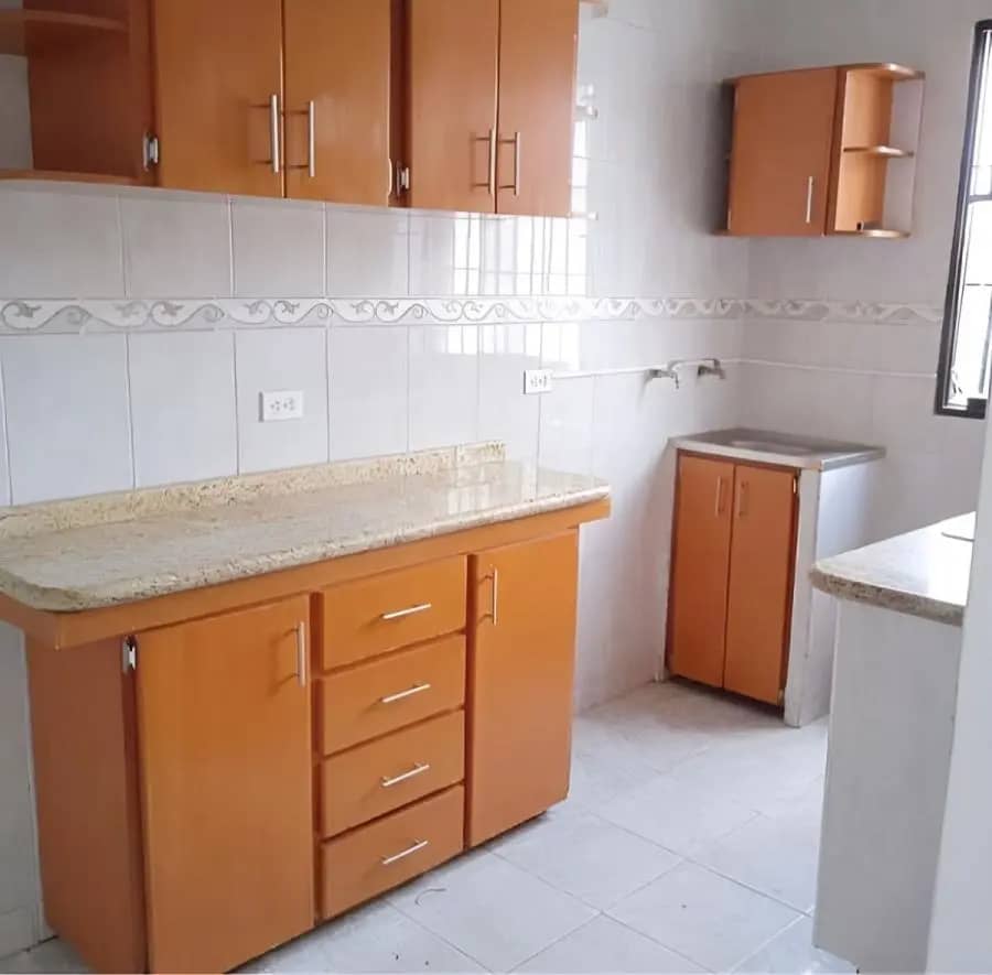 Oficina en Alquiler en San pedro Los chaguaramos