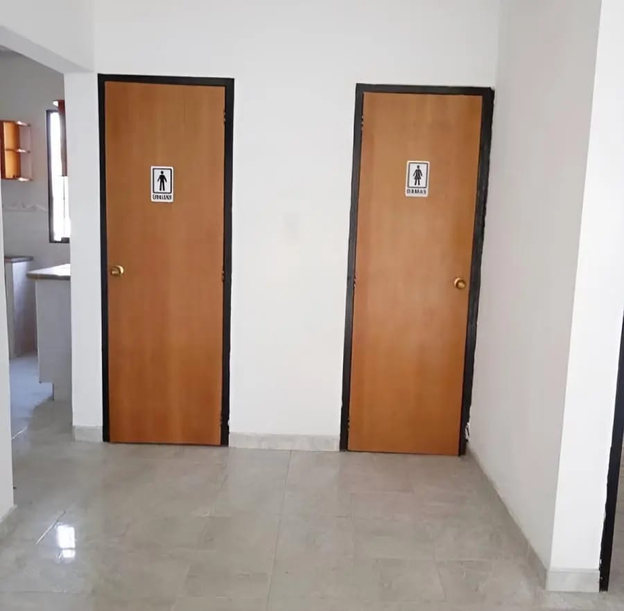 Oficina en Alquiler en San pedro Los chaguaramos - 4