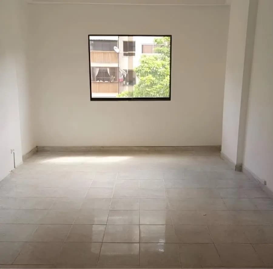 Oficina en Alquiler en San pedro Los chaguaramos - 7